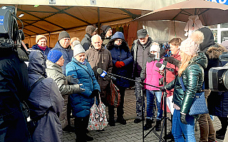Napisali petycję do ratusza. „Dlaczego mamy kupować tylko w zagranicznych sklepach?” Napisali petycję do ratusza. „Dlaczego mamy kupować tylko w zagranicznych sklepach?”
